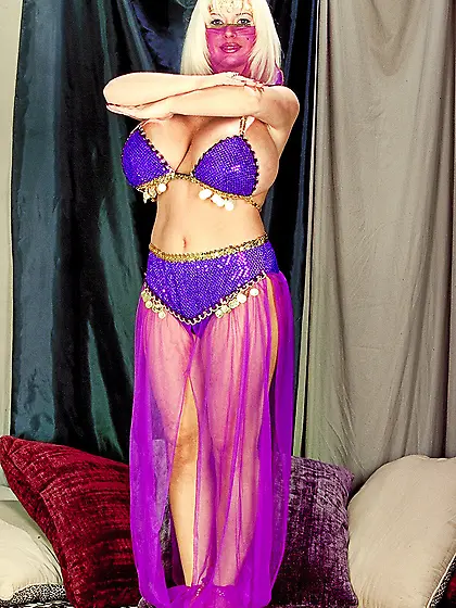 SaRenna Harem Girl