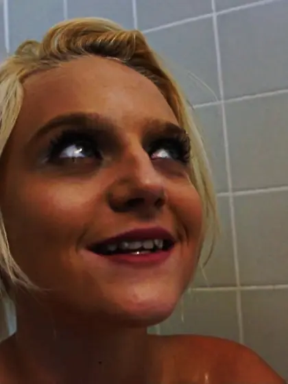 Tight lesbian pussy licking