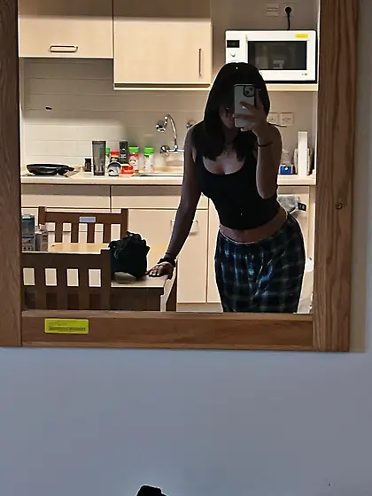 slut wife cynthia nude