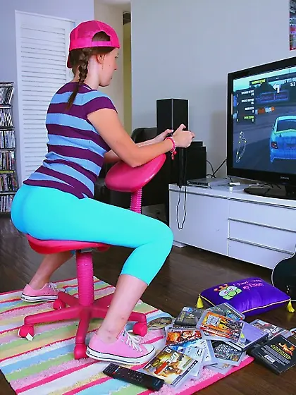 Lizzie Tucker was playing games when her lad seduced her into pl