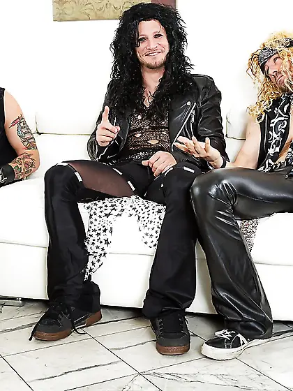 Shaved canadian blonde