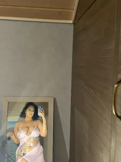 Chubby young arab slut