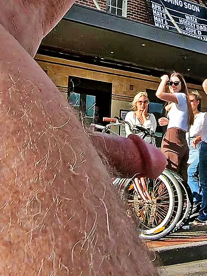 WNBR erection flasher Byron Bay exhibitionist c