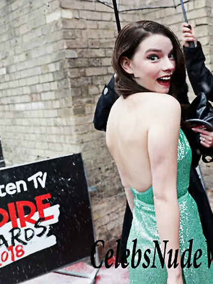 Anya Taylor Joy Cleavage
