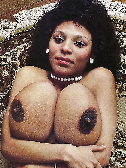 The Sweetheart of Retro Ebony and Black