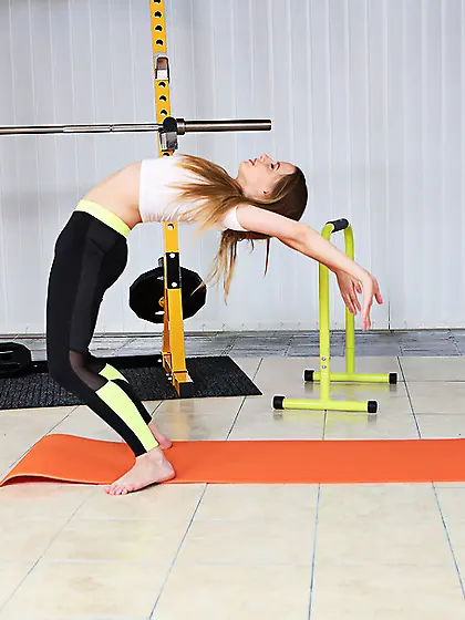 Steaming hot chick streches