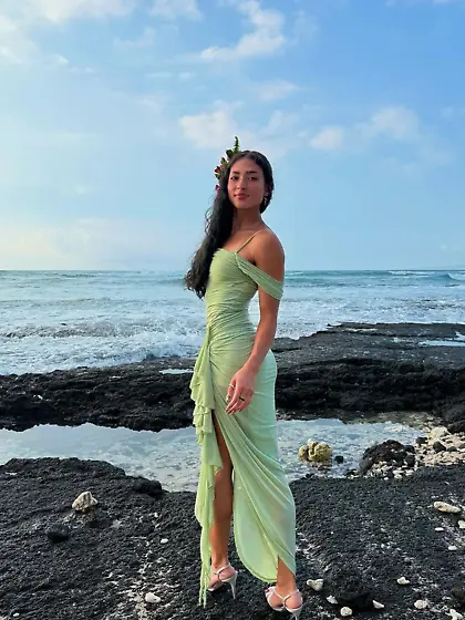 how would you wreck this hot wannabe gymslut?