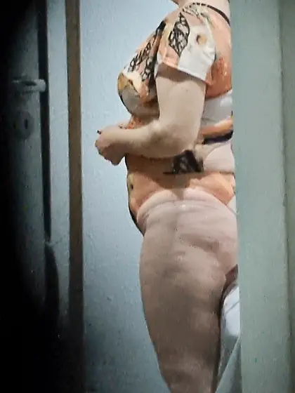 Expose my mom,  pretty milf