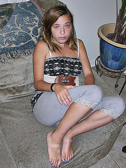 Amateur Teenager - Alice From TrueAmateurModels. com