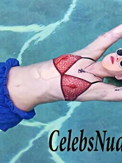 Dakota Johnson Nude Pics