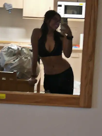 slut wife cynthia nude