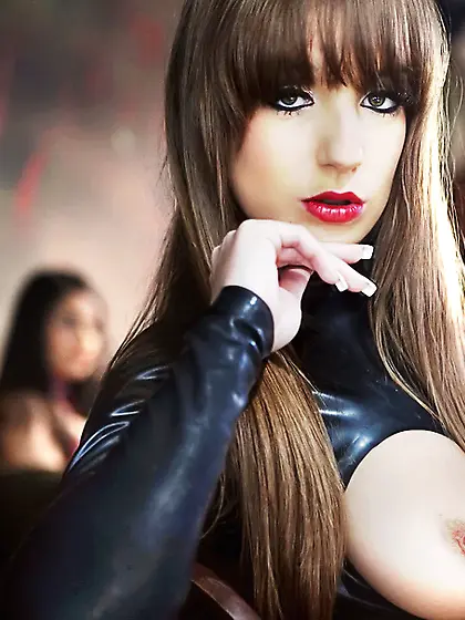 Wild dark hair cuitie