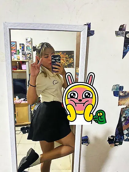 M1riam 0ropeza soles and holes