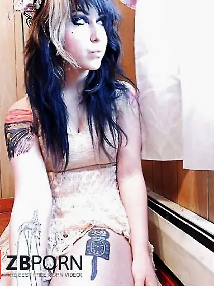 Random tumblr woman