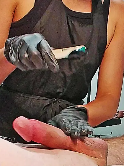 Waxing erection - CFNM.  Happy waxer! 1