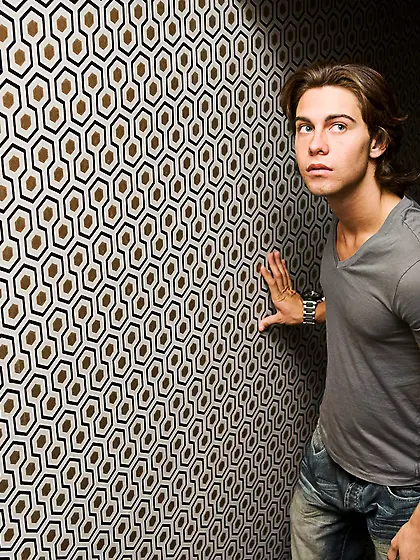 Kinky Delila Darling attacked a sleeping dude and forced him to