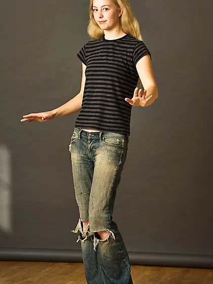 Adorable chick Mae Morey is getting her cool jeans of and slidin