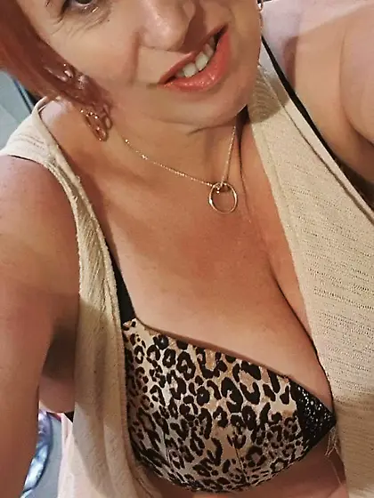 I'm Rachel a nymphomaniac wife & a web cum-slut