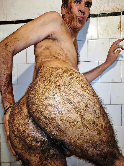 I'm a slut and a pig,  I like shit and dicks