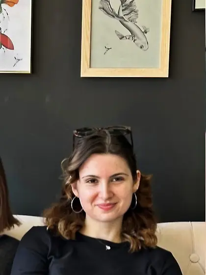 Sexy croatian Nela creeps and pics