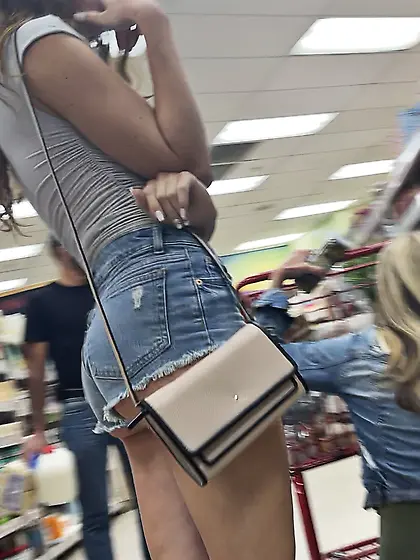 Candid Girls - Ass,  Tits,  Face