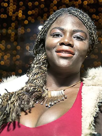 Ebony straight strap on