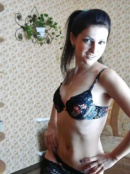 Francesca super-fucking-hot biotch