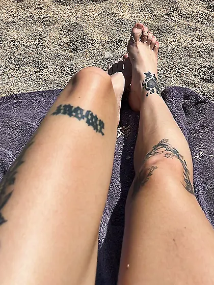 Voyeur Teen feet foot barefeet barefoot toes soles