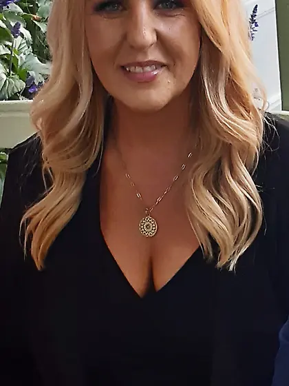 Someone please trib my slut mom if you can please