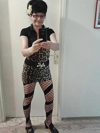 Renata 36 Y -Selfshots