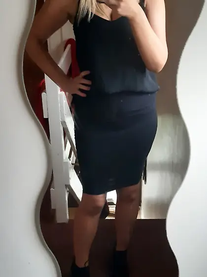 Someone please trib my slut mom if you can please