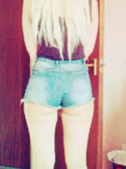 Stolen Sd Card photos Chels private phone slag