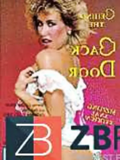 80s Queen Candie Evans Decorates