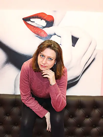 White milf brown hair