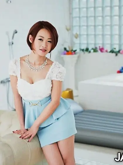 Ayumi's Nurse Cosplay