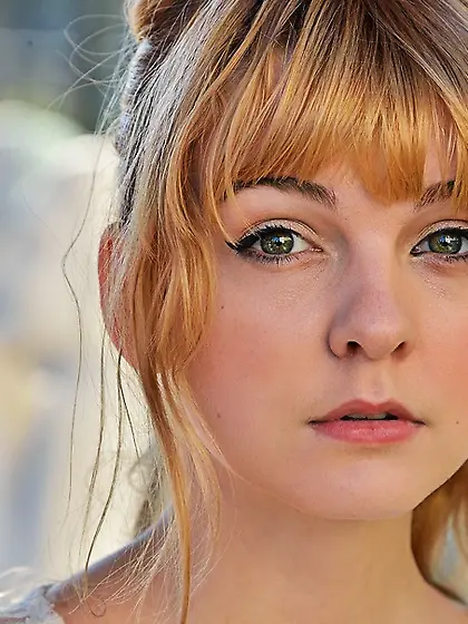 Green eyed sweetie shows