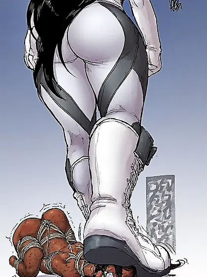 Giantess Crushes Niggers Skull