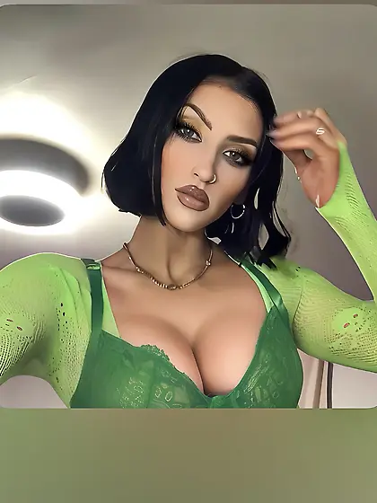 Married Muslim Slut selling herself online