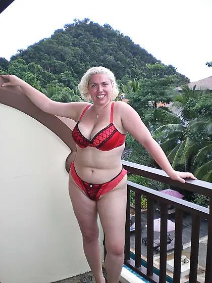 Cougar BBW Barby from United Kingdom