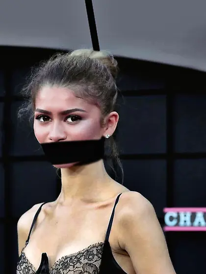 A beautiful neck in a tight noose