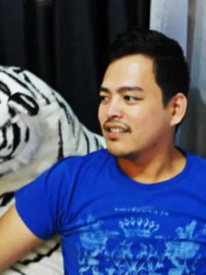 Brunette tony perform anal