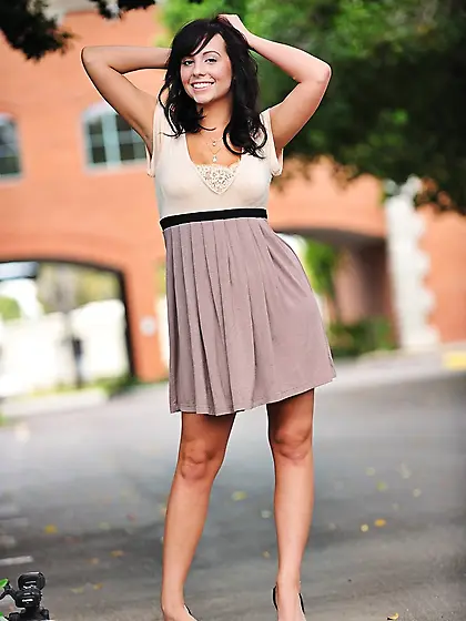 Sexy dark haired temptress