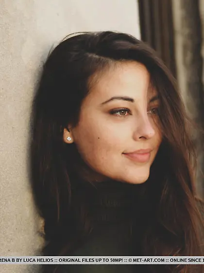 Svelte model naked sitting