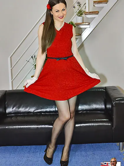 Come-hither pussy in a red dress gives sexual pleasure to old ma