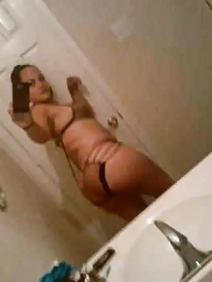 Thick Latino-Babe