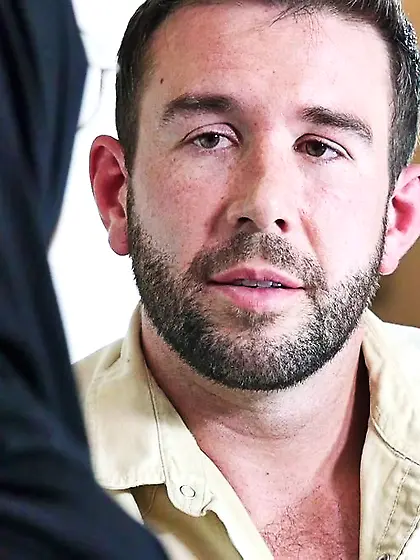 Tiny arab cutie hairy