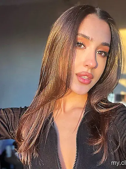 Sarah Free Photos