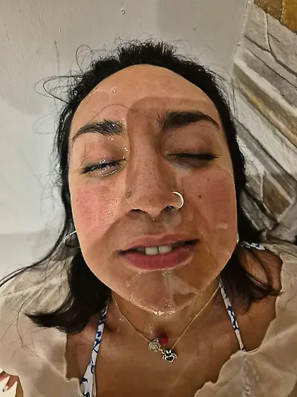 She's casting spells on the dick