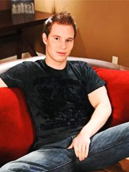 Playful colleen offered some real sex when stepbro was caught ma