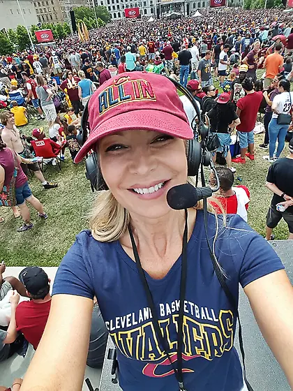 “How I Avoided Blame for Getting Caught Naked”